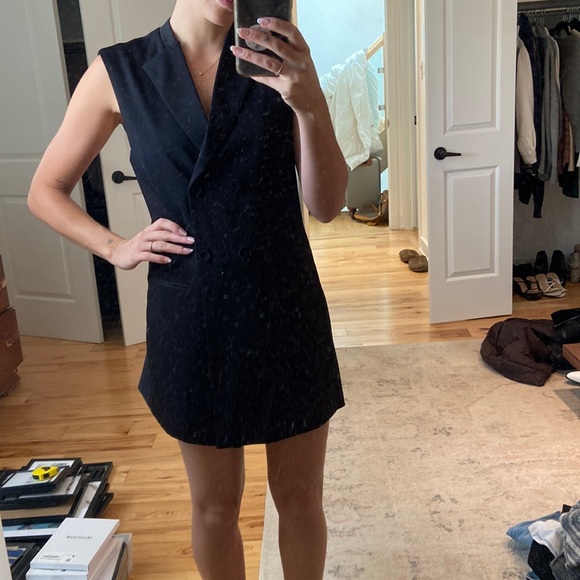 Lovers + Friends tuxedo dress - Picture 1 of 4